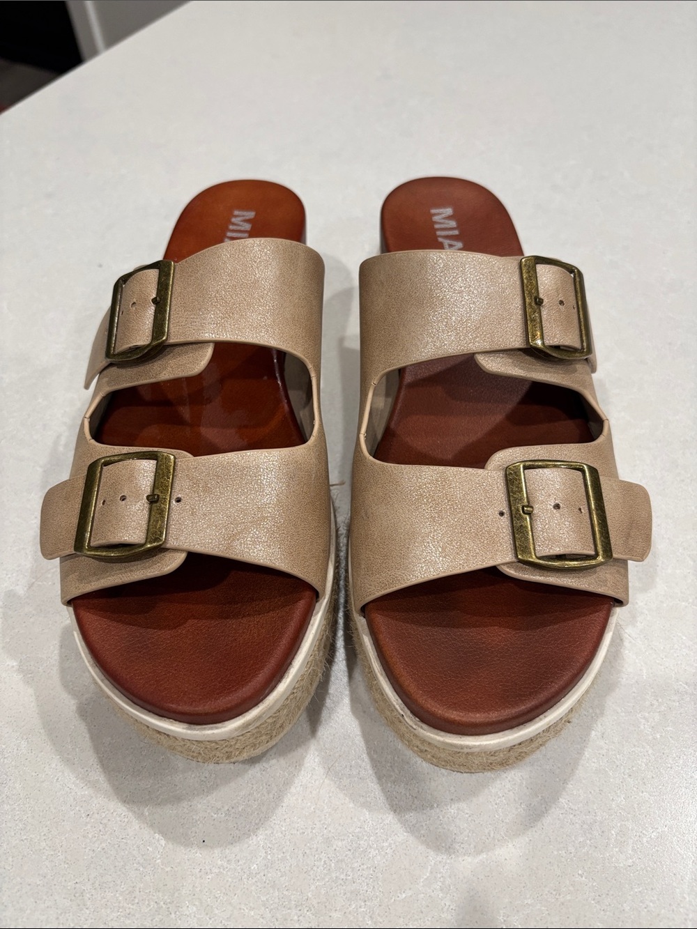 Mia shoes